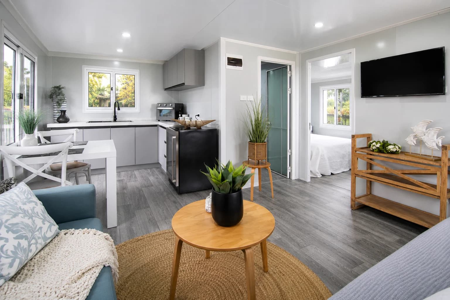 The Aspect — interior view 1